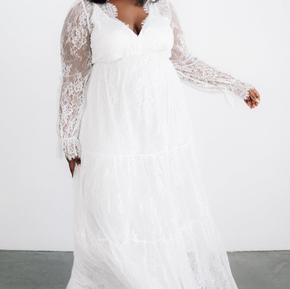 Baltic Born Gloria Lace Maxi Dress - Picture 2 of 4